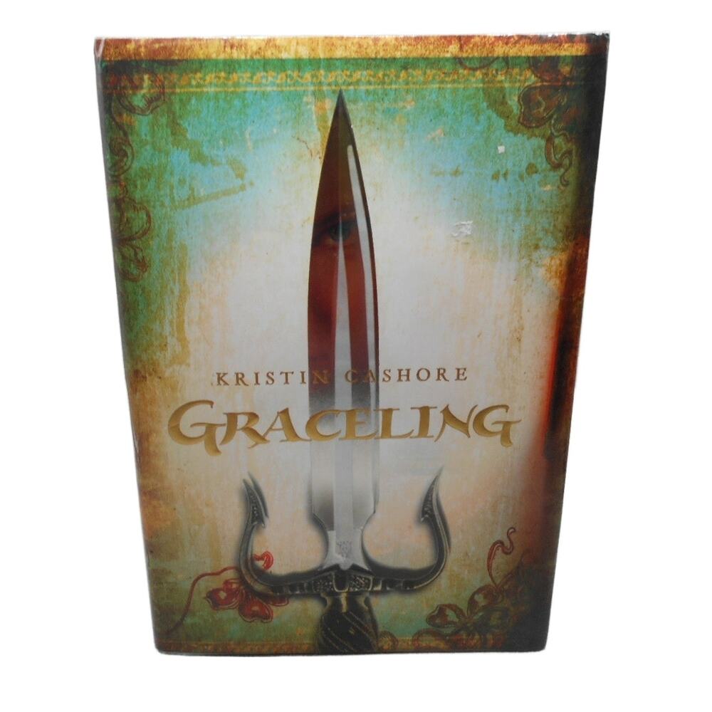 Graceling by Kristin Cashore Hardcover 2008 Harcourt Hardcover Very Good